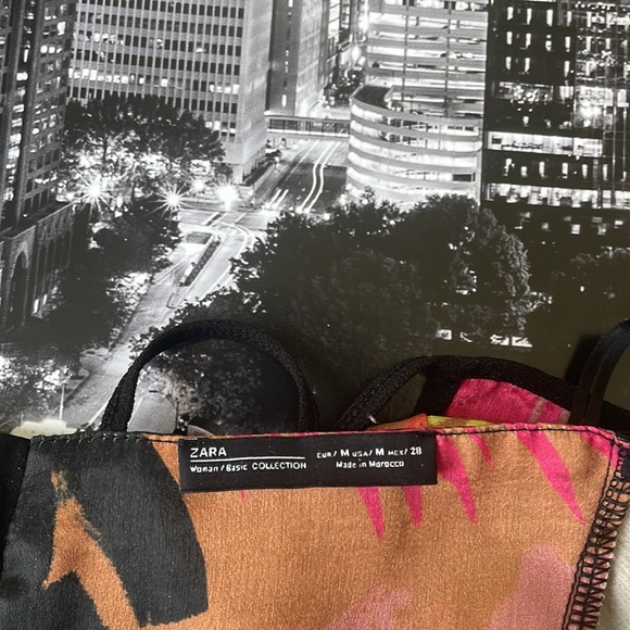 Zara Crop Top - Picture 5 of 6